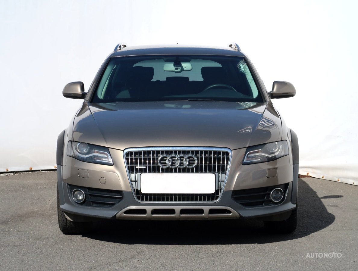 Audi A4 Allroad, 2010 - pohled č. 2