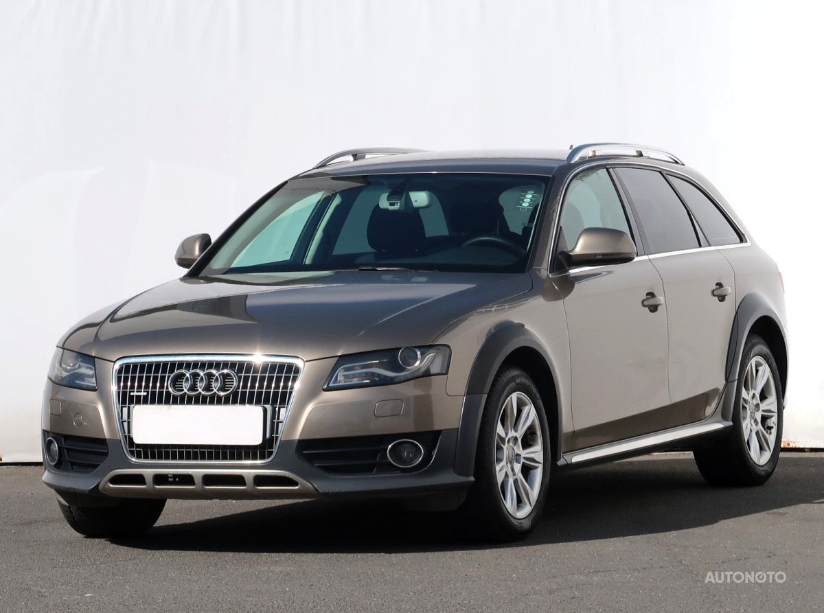 Audi A4 Allroad, 2010 - pohled č. 3