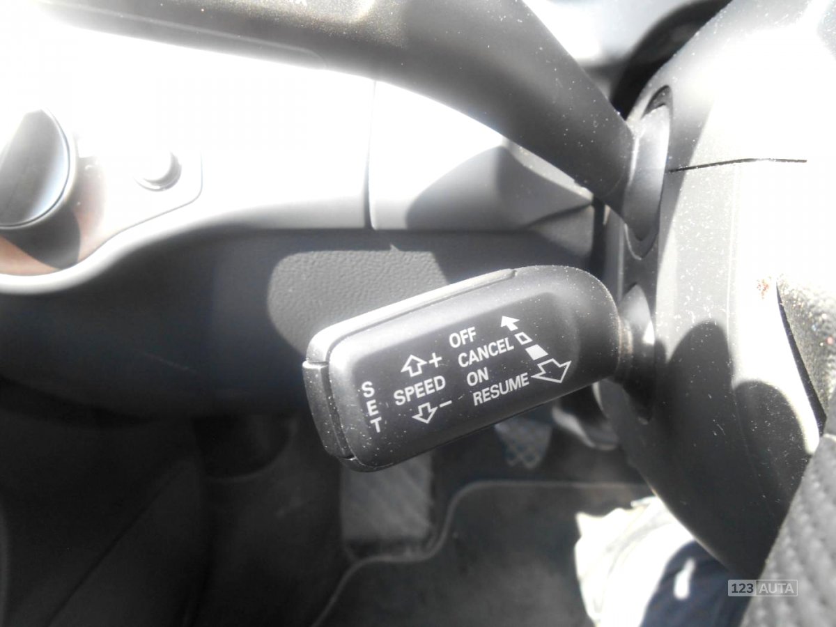 Audi A4 Allroad, 2010 - pohled č. 12