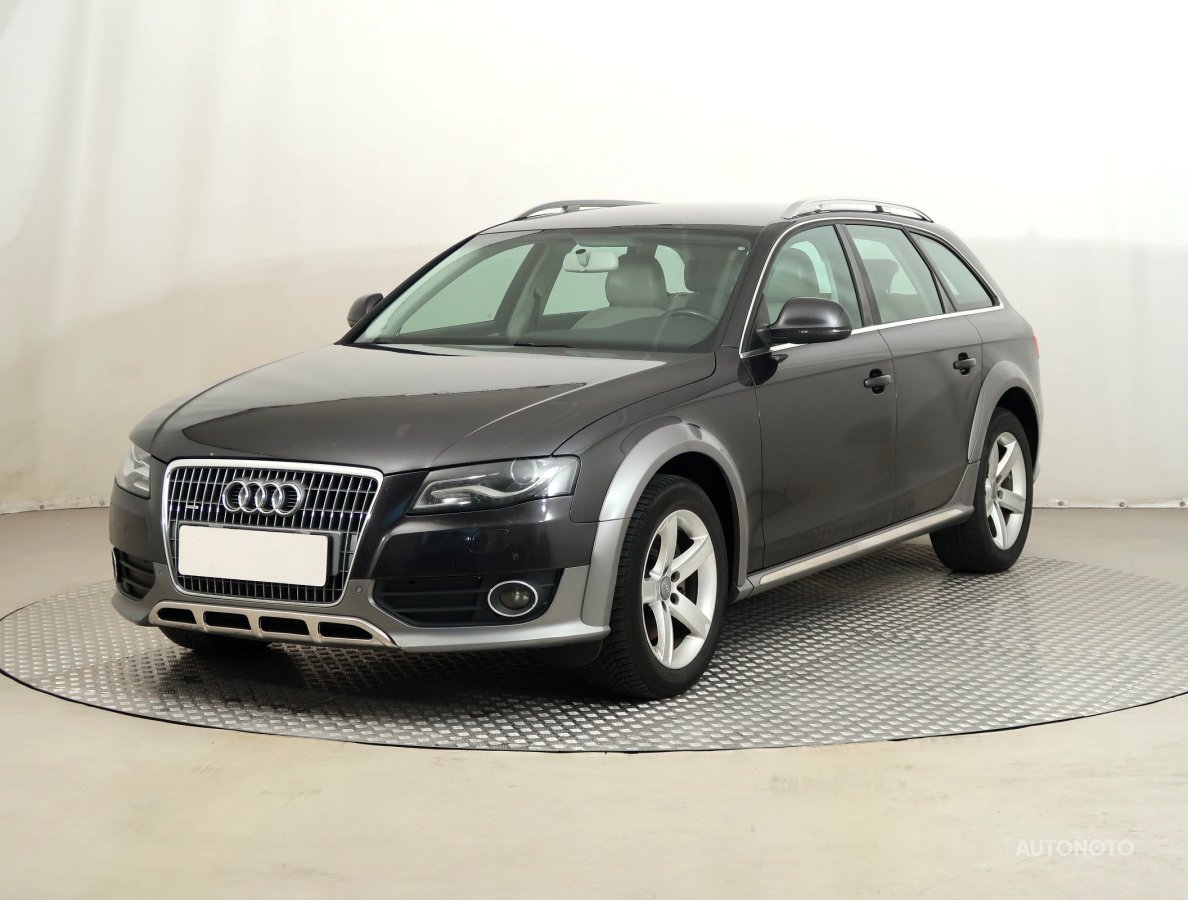 Audi A4 Allroad, 2010 - pohled č. 3
