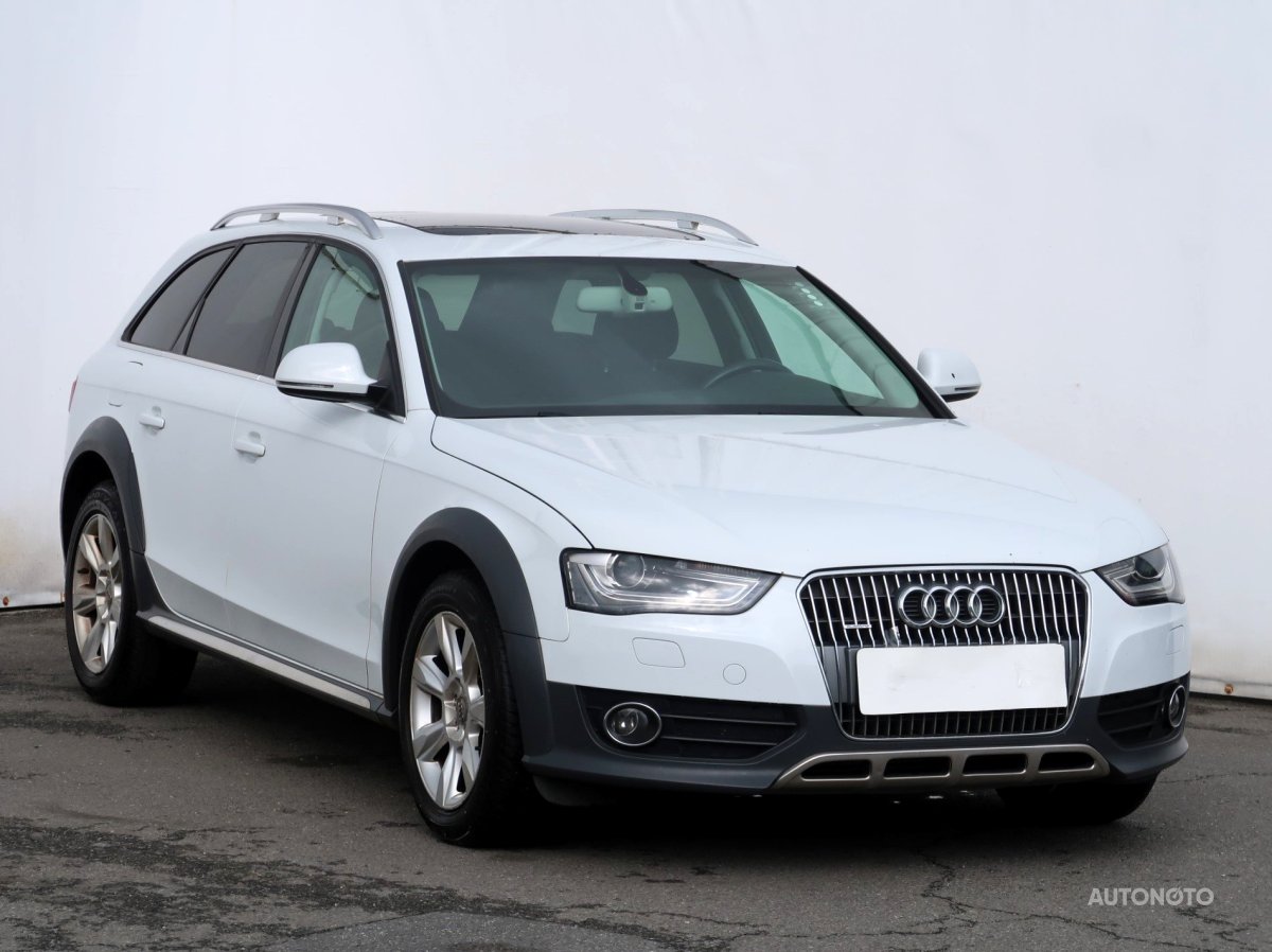 Audi A4 Allroad, 2013 - celkový pohled