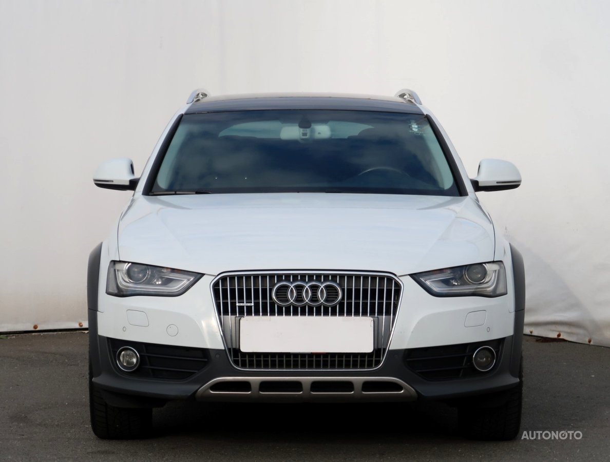 Audi A4 Allroad, 2013 - pohled č. 2
