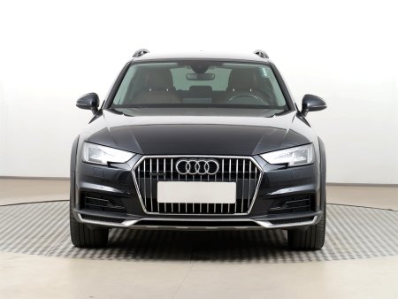Audi A4 Allroad, 2017 - pohled č. 2