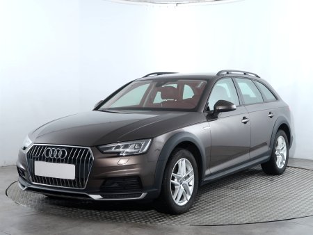 Audi A4 Allroad, 2017 - pohled č. 3