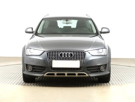 Audi A4 Allroad, 2013 - pohled č. 2