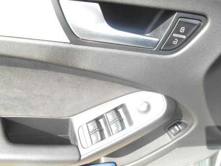 Audi A4 Allroad, 2010 - pohled č. 8