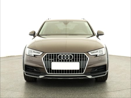 Audi A4 Allroad, 2017 - pohled č. 2