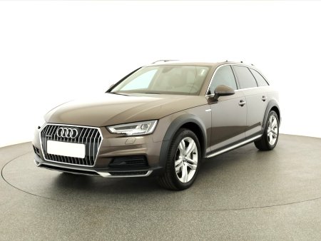 Audi A4 Allroad, 2017 - pohled č. 3