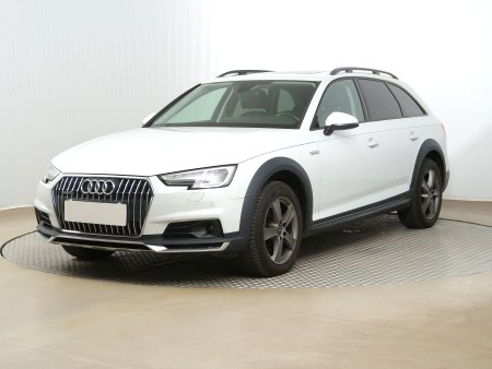Audi A4 Allroad, 2017 - pohled č. 3