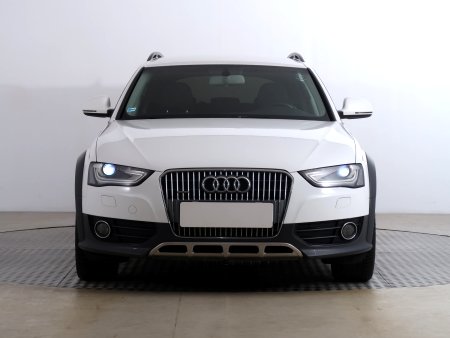 Audi A4 Allroad, 2013 - pohled č. 2