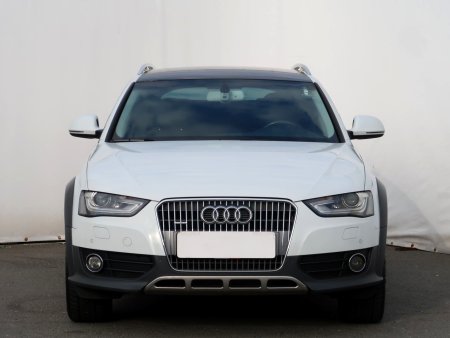 Audi A4 Allroad, 2013 - pohled č. 2