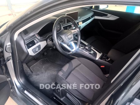 Audi A4 Allroad, 2018 - pohled č. 3