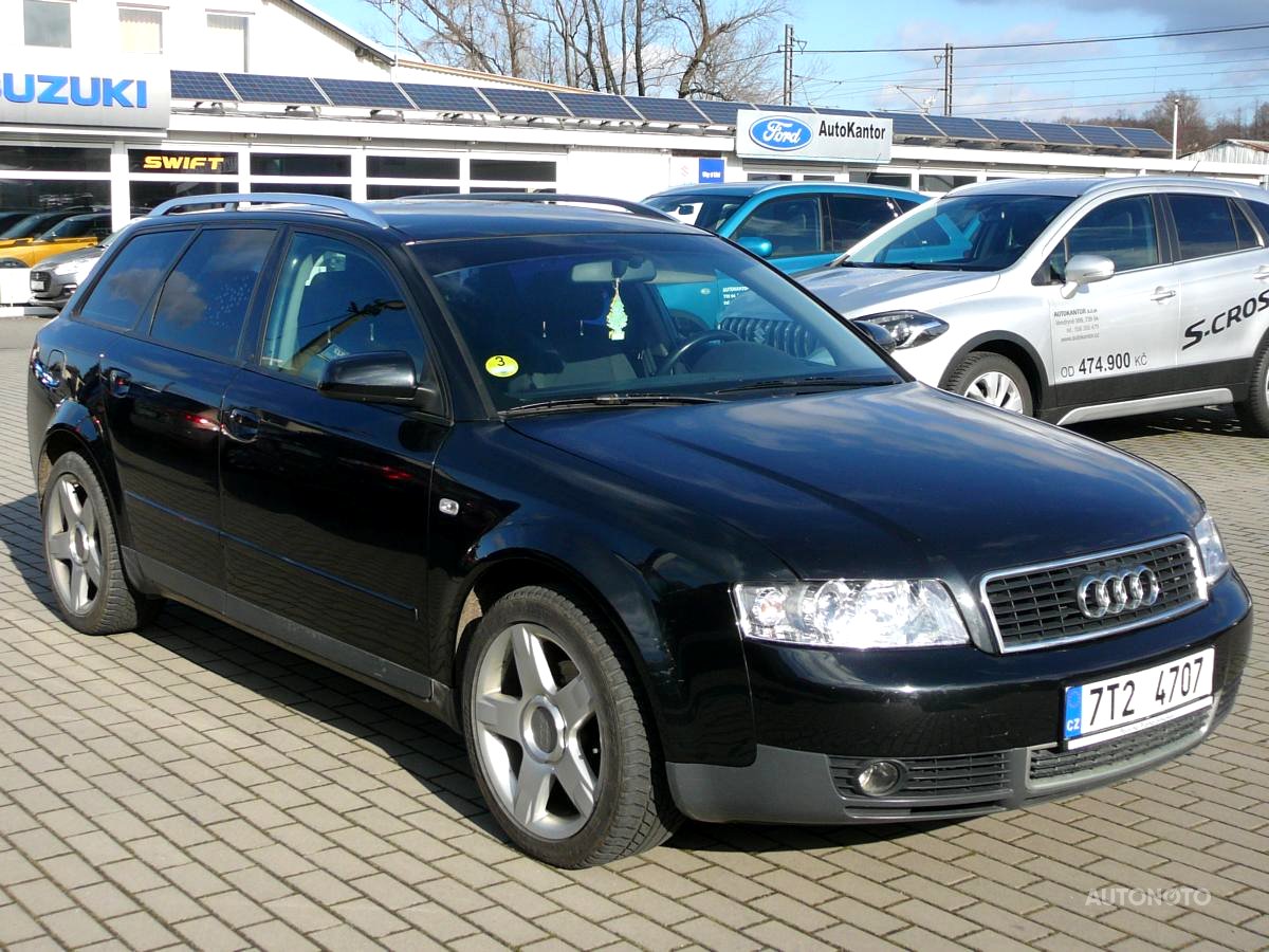 Audi A4 Avant, 2002 - pohled č. 3
