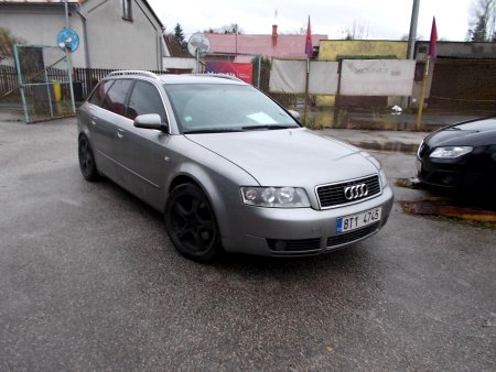 Audi A4 Avant, 2002 - pohled č. 2