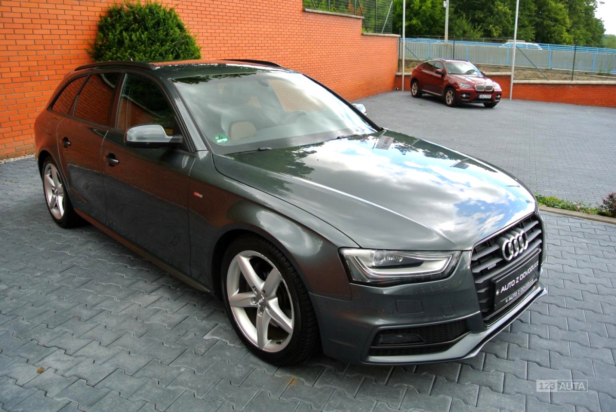 Audi A4, 2013 - pohled č. 4