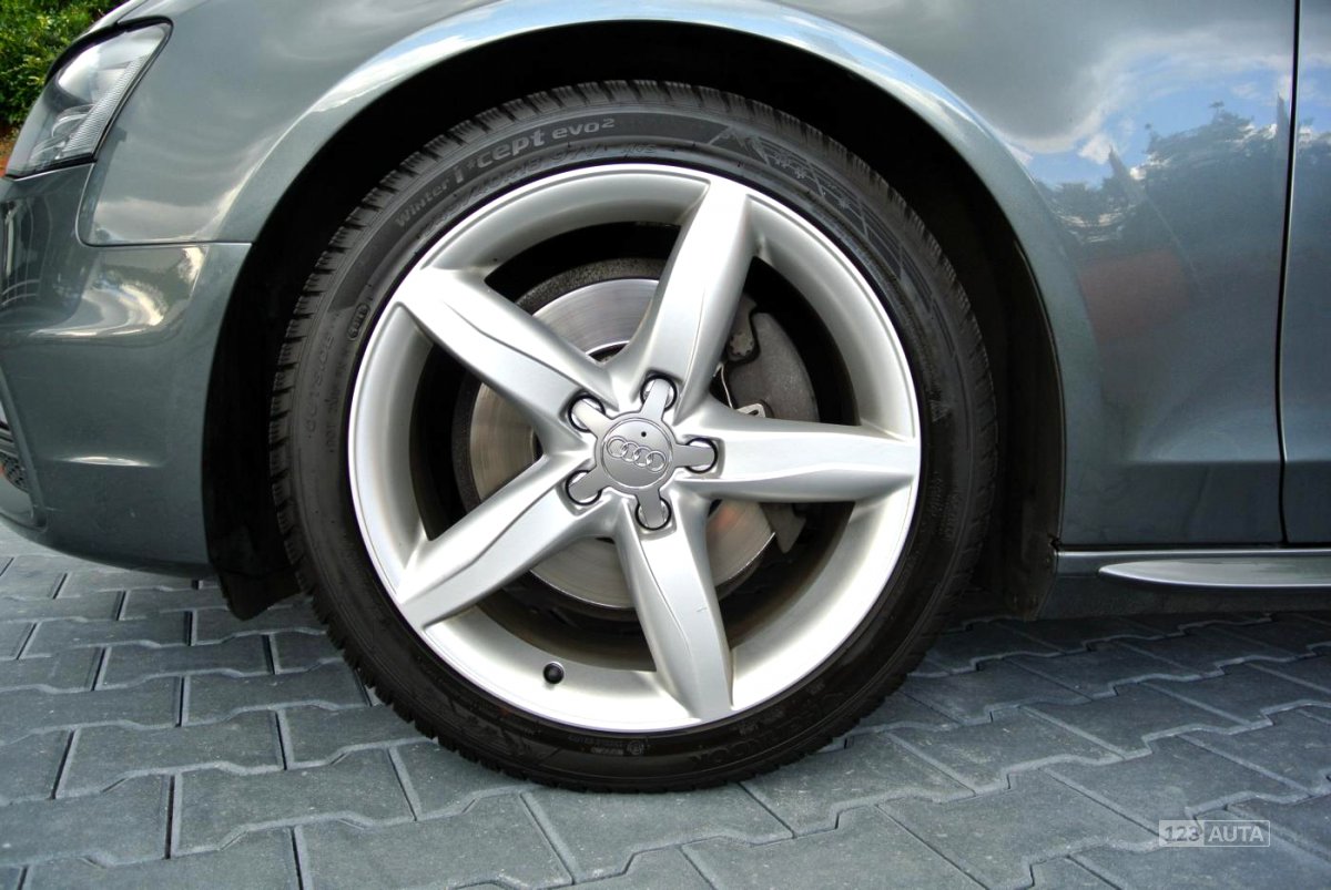 Audi A4, 2013 - pohled č. 9