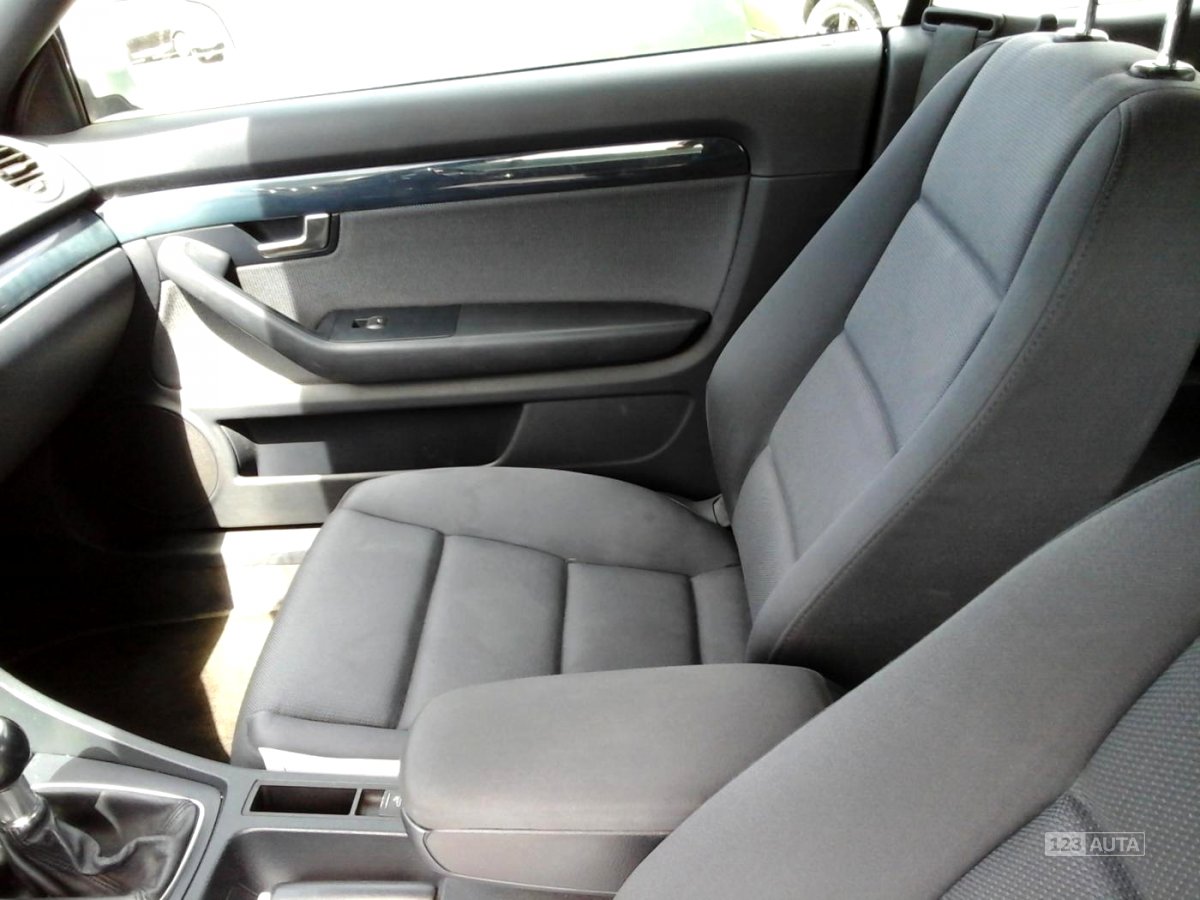 Audi A4, 2004 - pohled č. 16