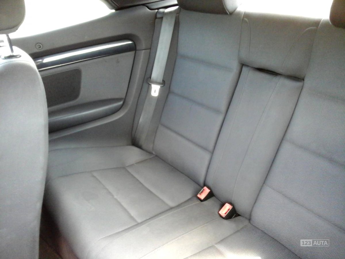 Audi A4, 2004 - pohled č. 17