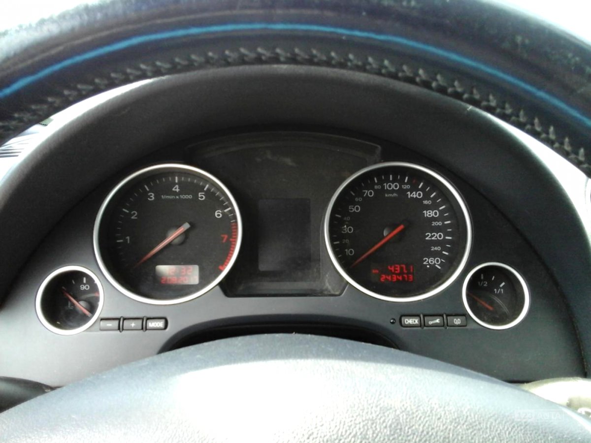 Audi A4, 2004 - pohled č. 20