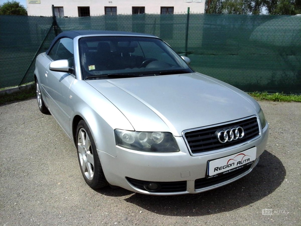 Audi A4, 2004 - pohled č. 3