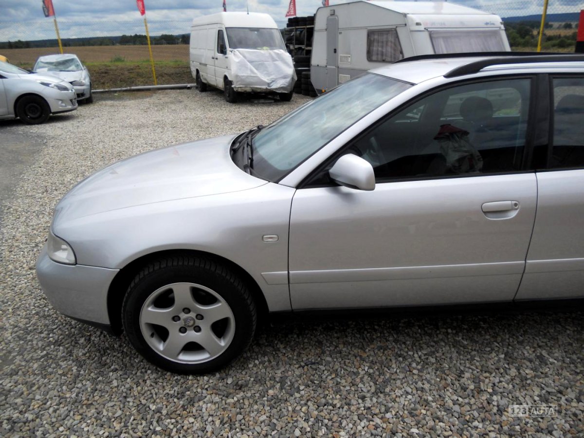 Audi A4, 2000 - pohled č. 10