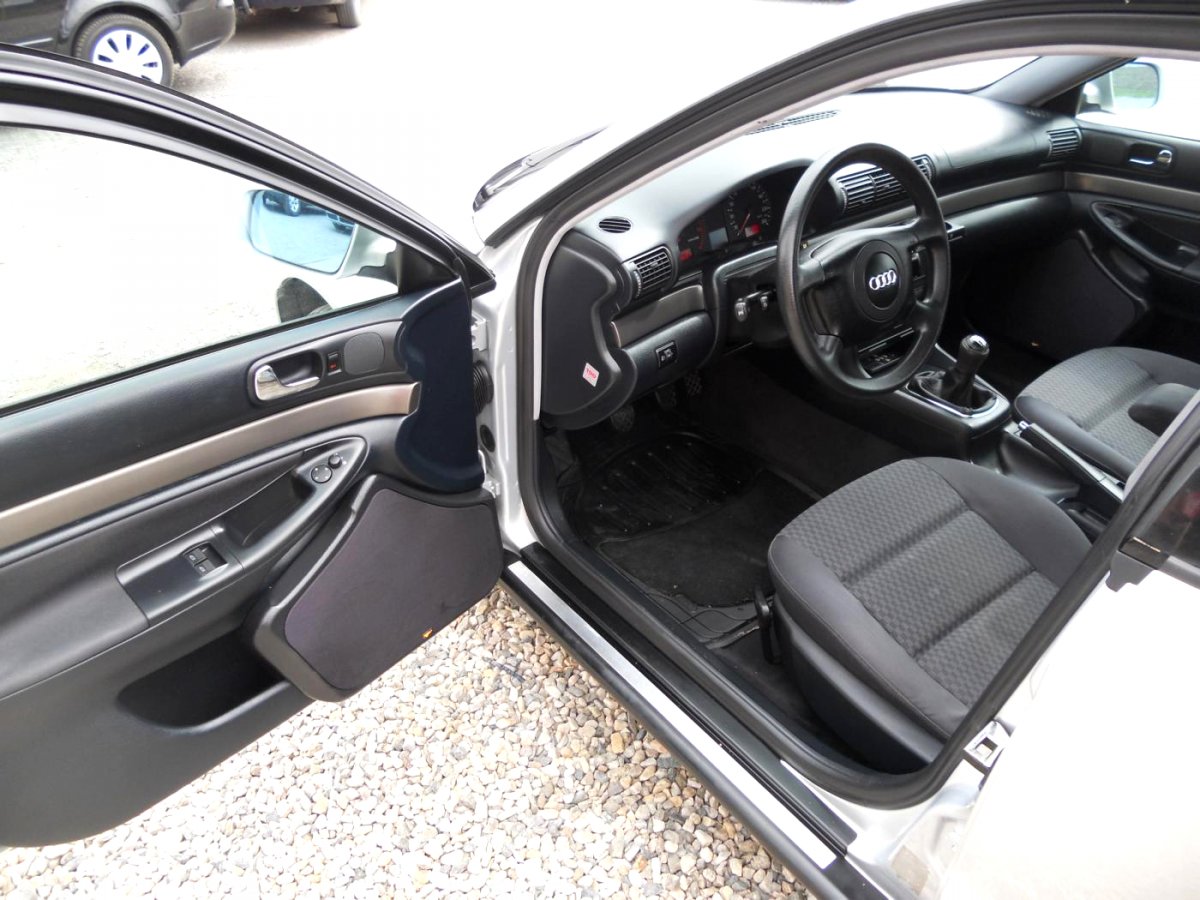 Audi A4, 2000 - pohled č. 11