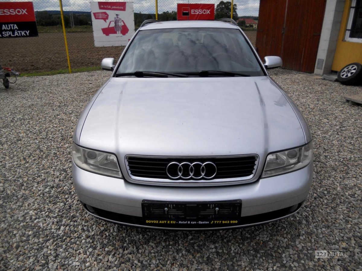 Audi A4, 2000 - pohled č. 2