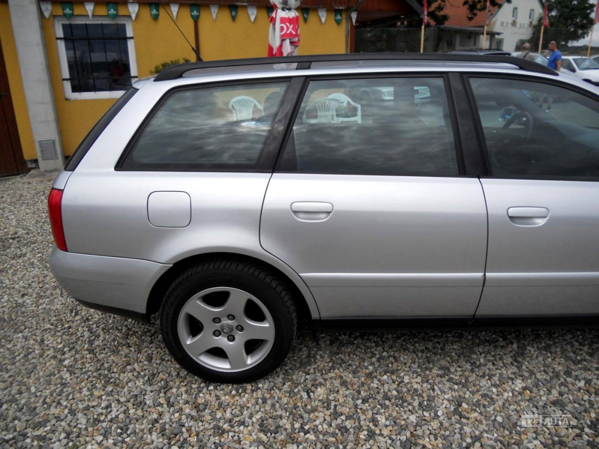 Audi A4, 2000 - pohled č. 5