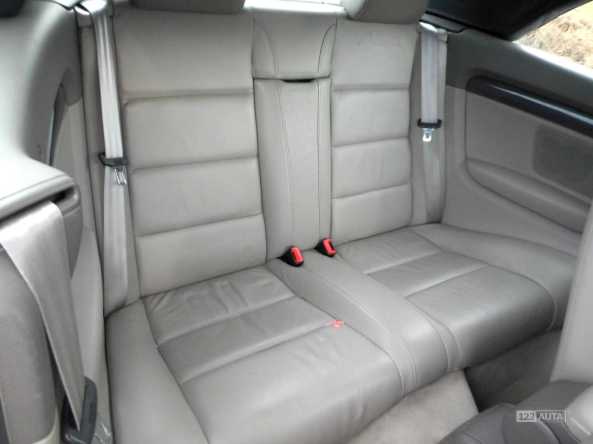 Audi A4, 2004 - pohled č. 16