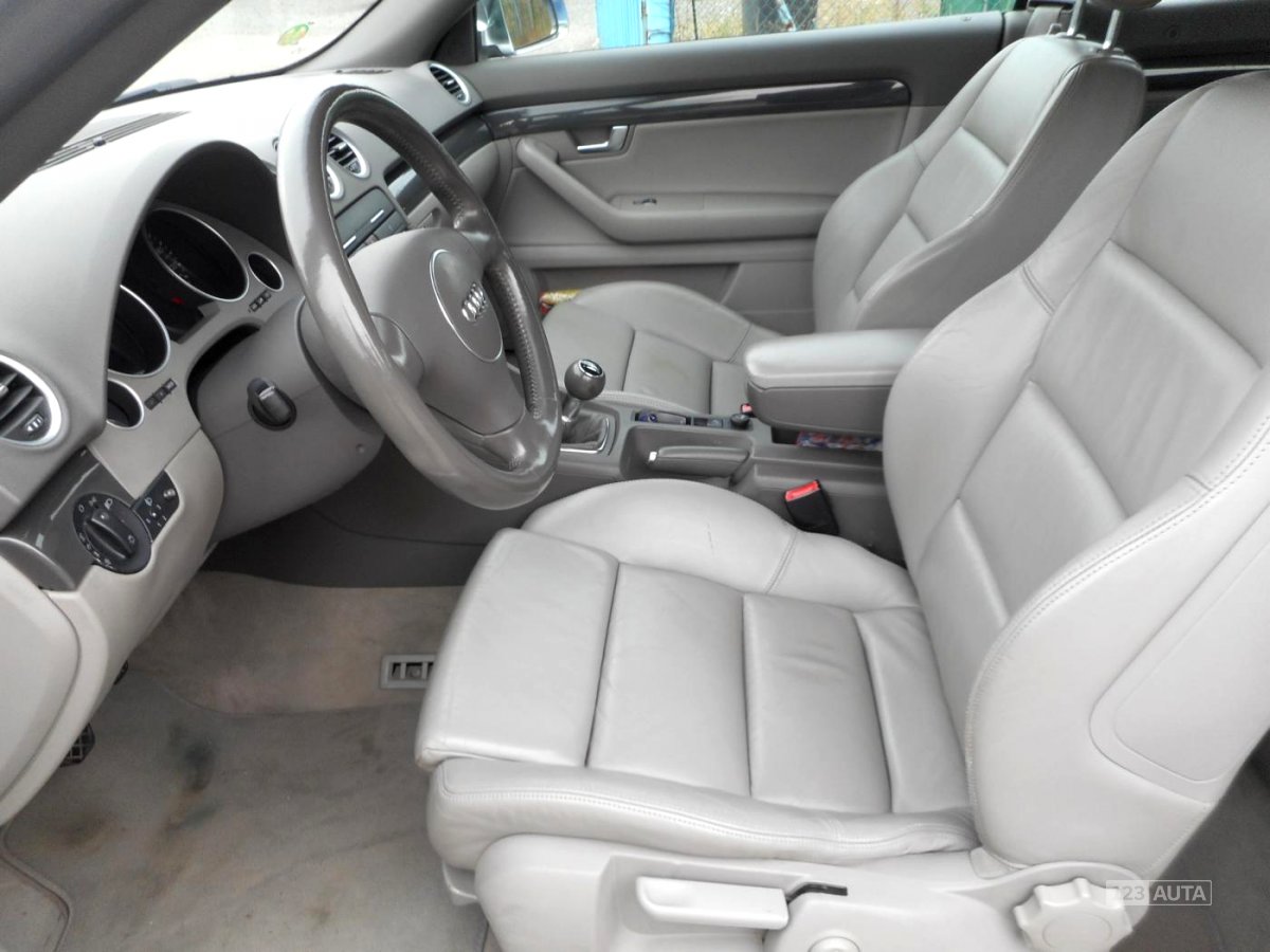 Audi A4, 2004 - pohled č. 18