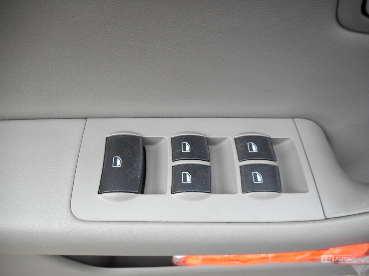 Audi A4, 2004 - pohled č. 24