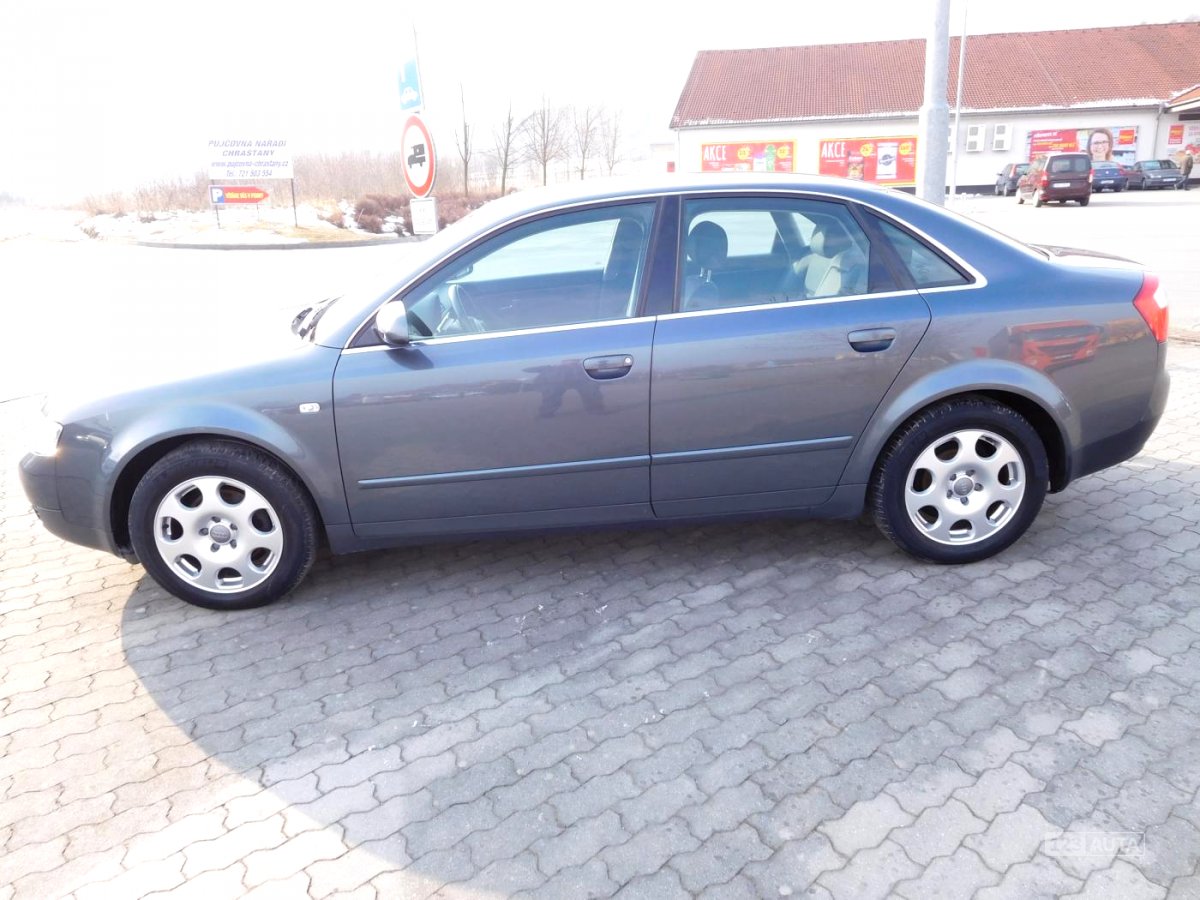 Audi A4, 2001 - pohled č. 2
