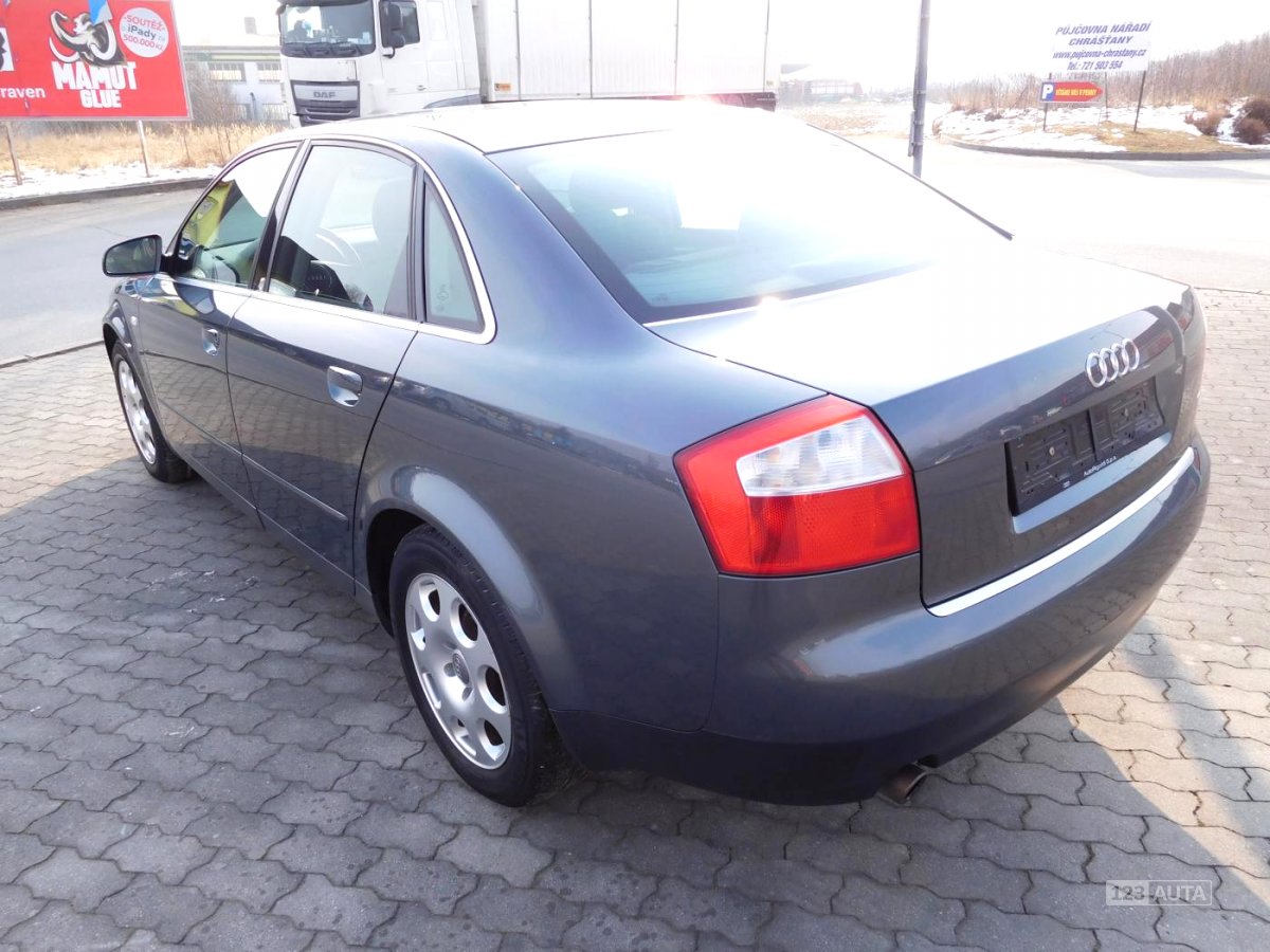 Audi A4, 2001 - pohled č. 3