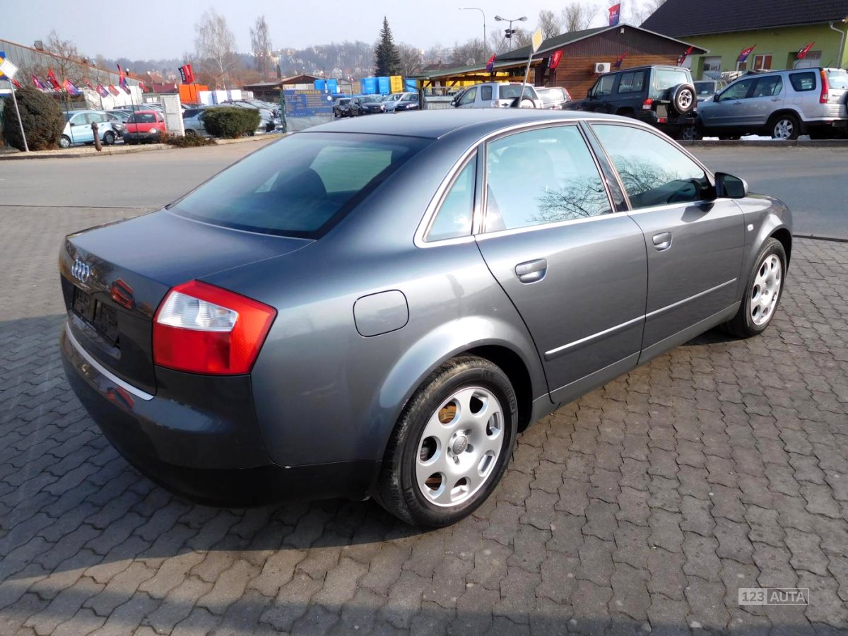 Audi A4, 2001 - pohled č. 5