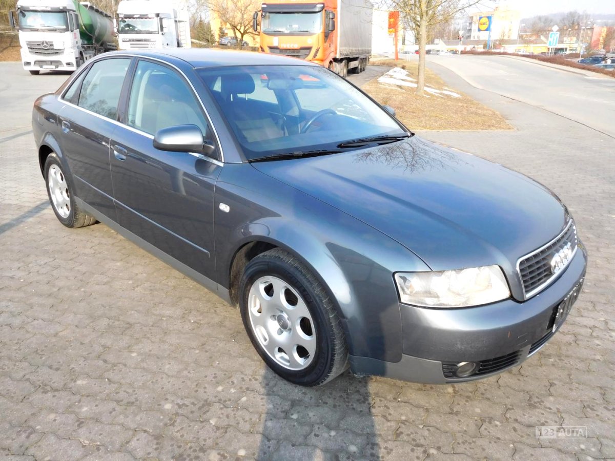 Audi A4, 2001 - pohled č. 7