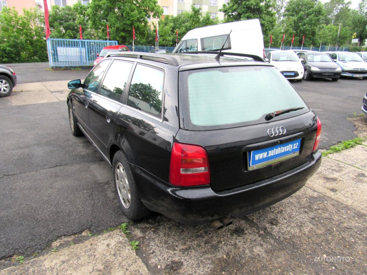 Audi A4, 1996 - pohled č. 4
