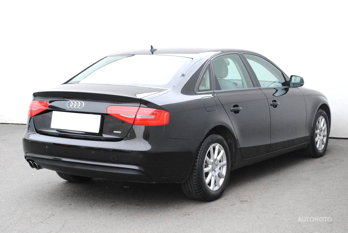 Audi A4, 2014 - pohled č. 5