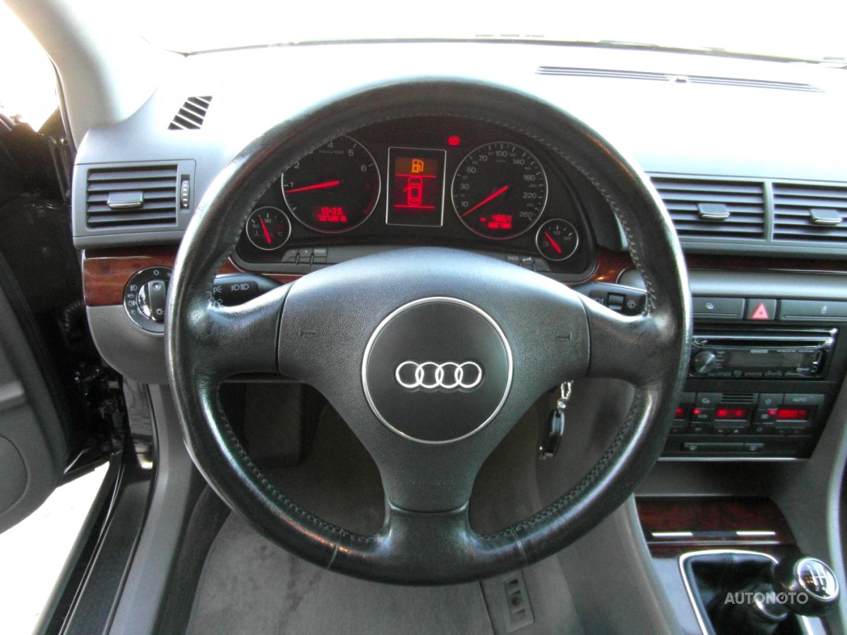Audi A4, 2002 - pohled č. 10
