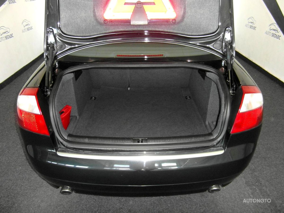 Audi A4, 2002 - pohled č. 7