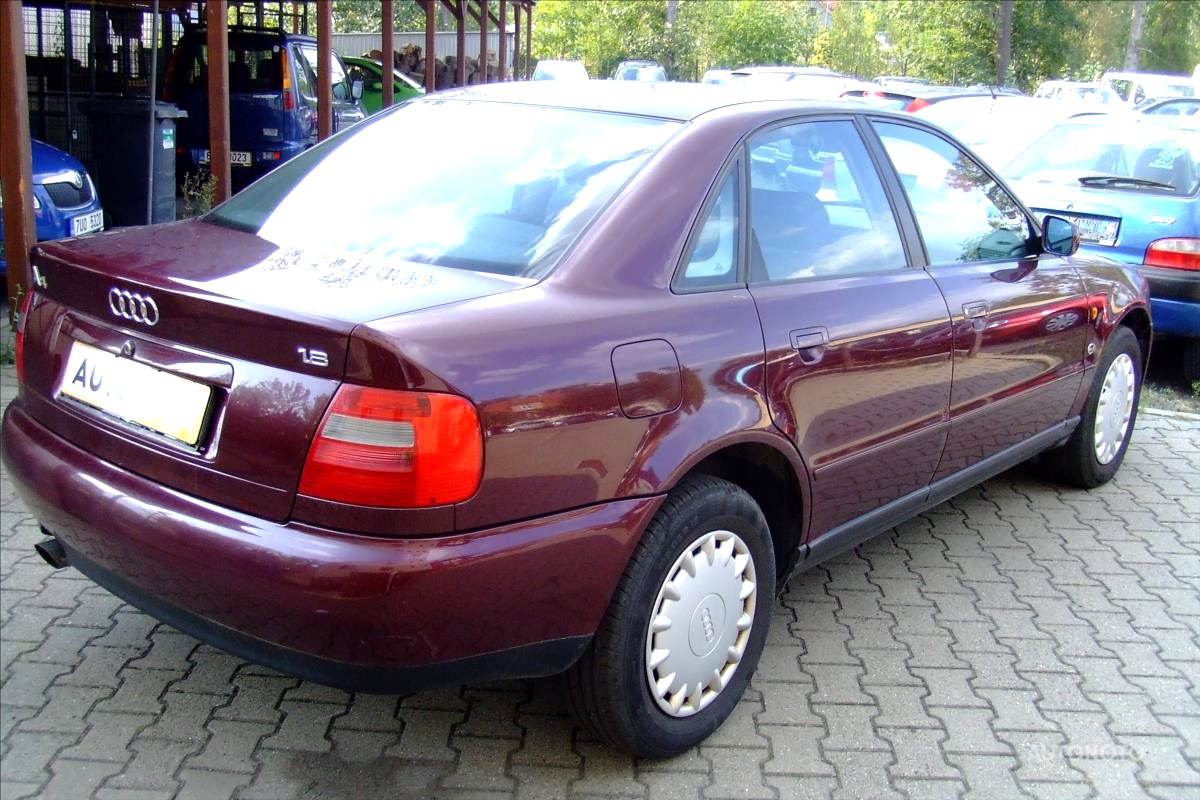 Audi A4, 1996 - pohled č. 4