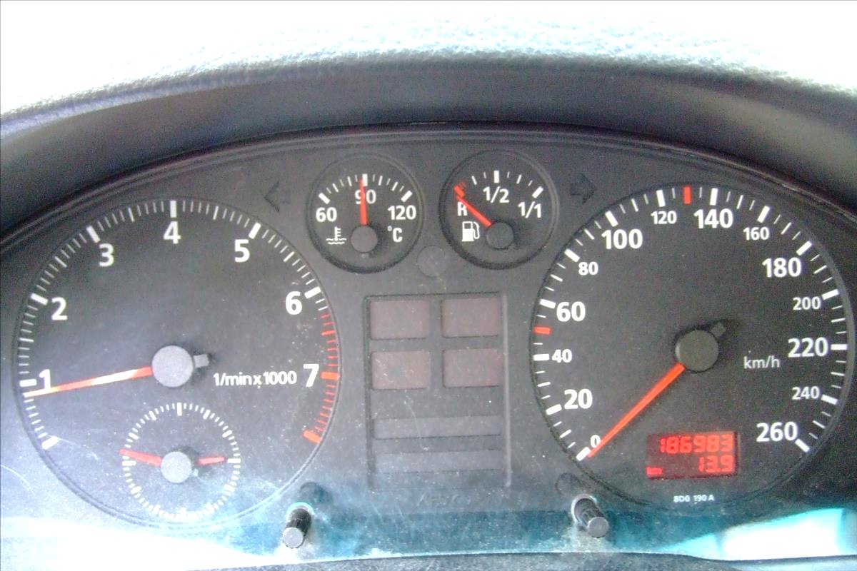 Audi A4, 1996 - pohled č. 7