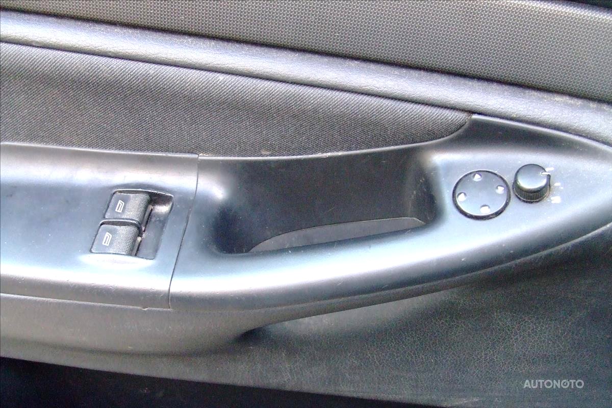 Audi A4, 1996 - pohled č. 9