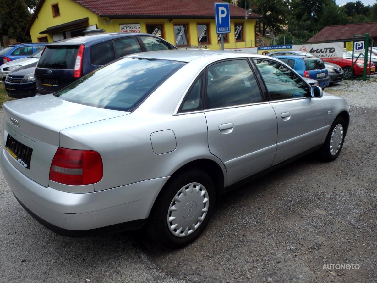 Audi A4, 2000 - pohled č. 4