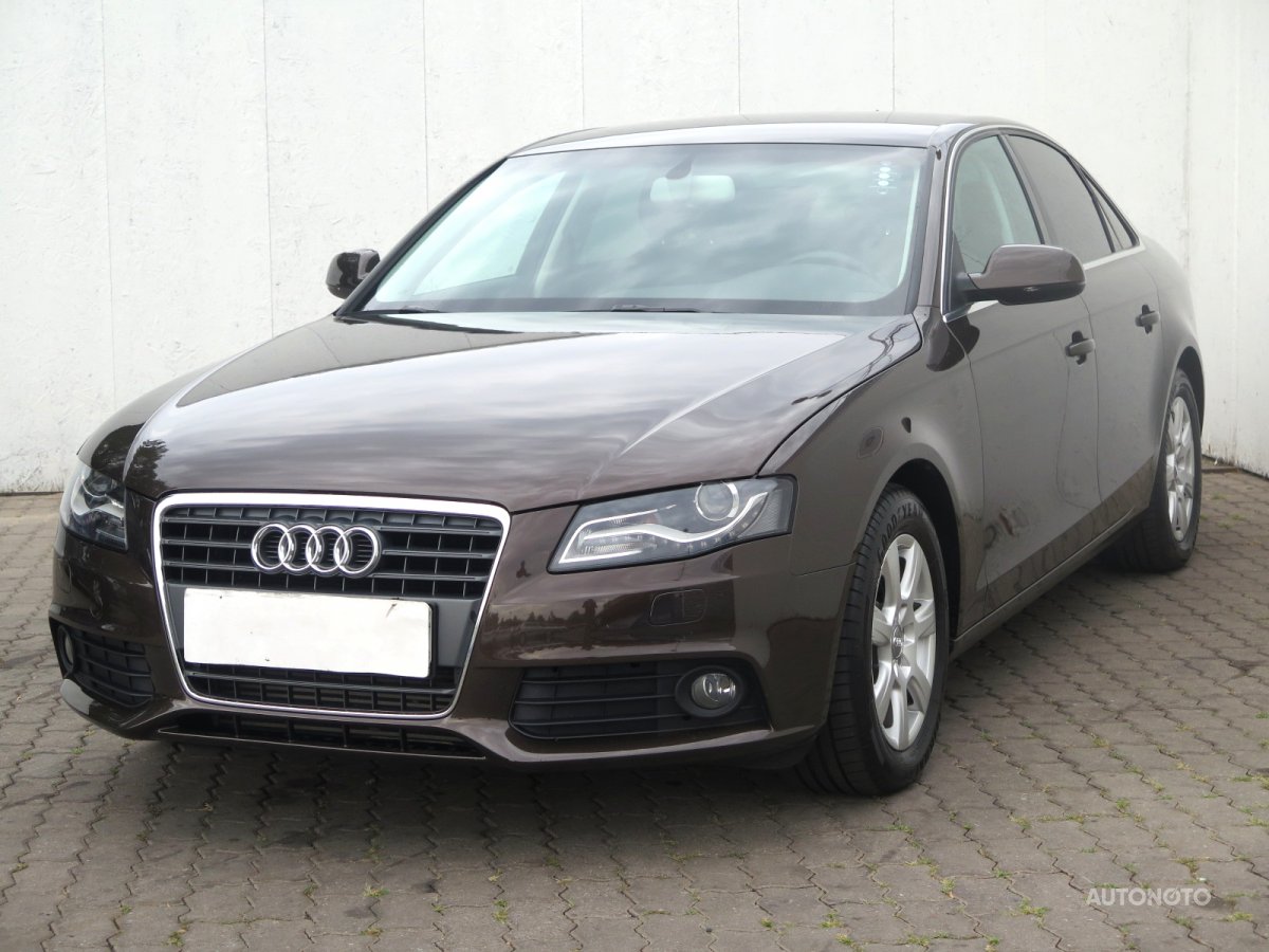 Audi A4, 2011 - pohled č. 3