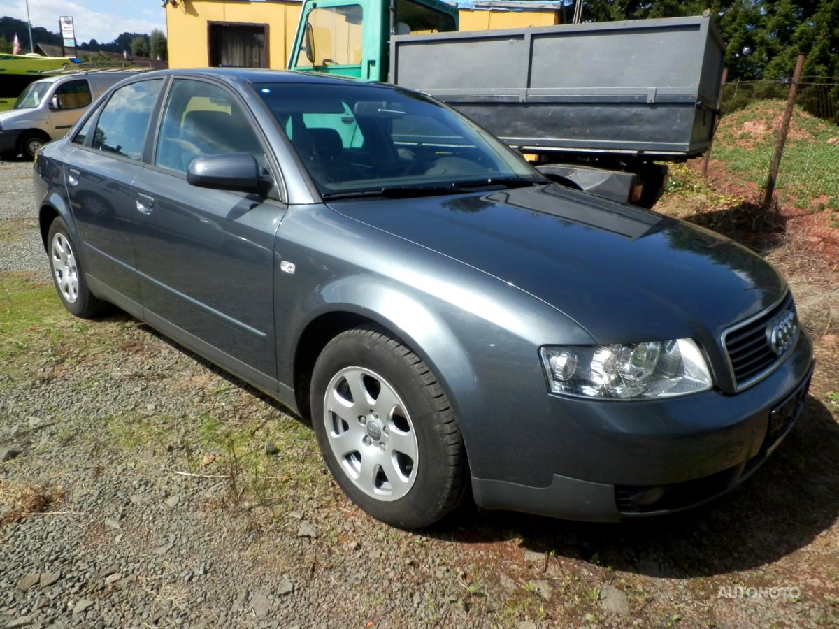 Audi A4, 2004 - pohled č. 1