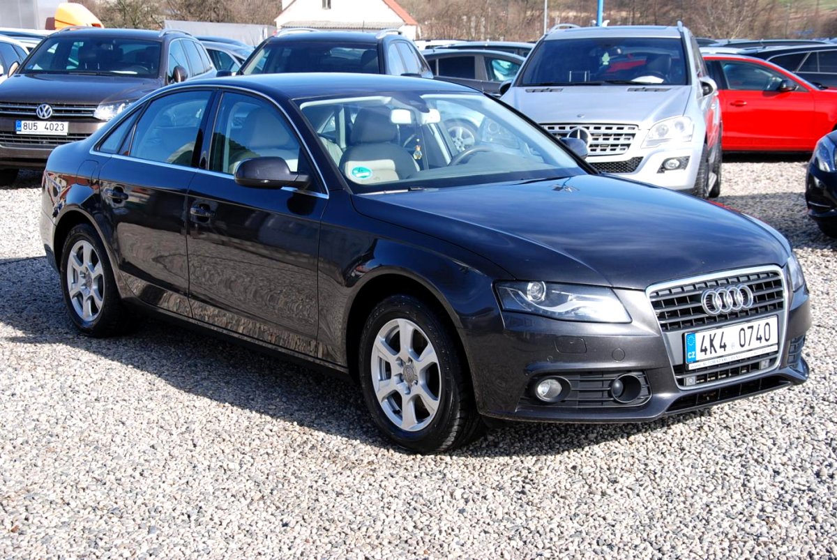 Audi A4, 2011 - pohled č. 2