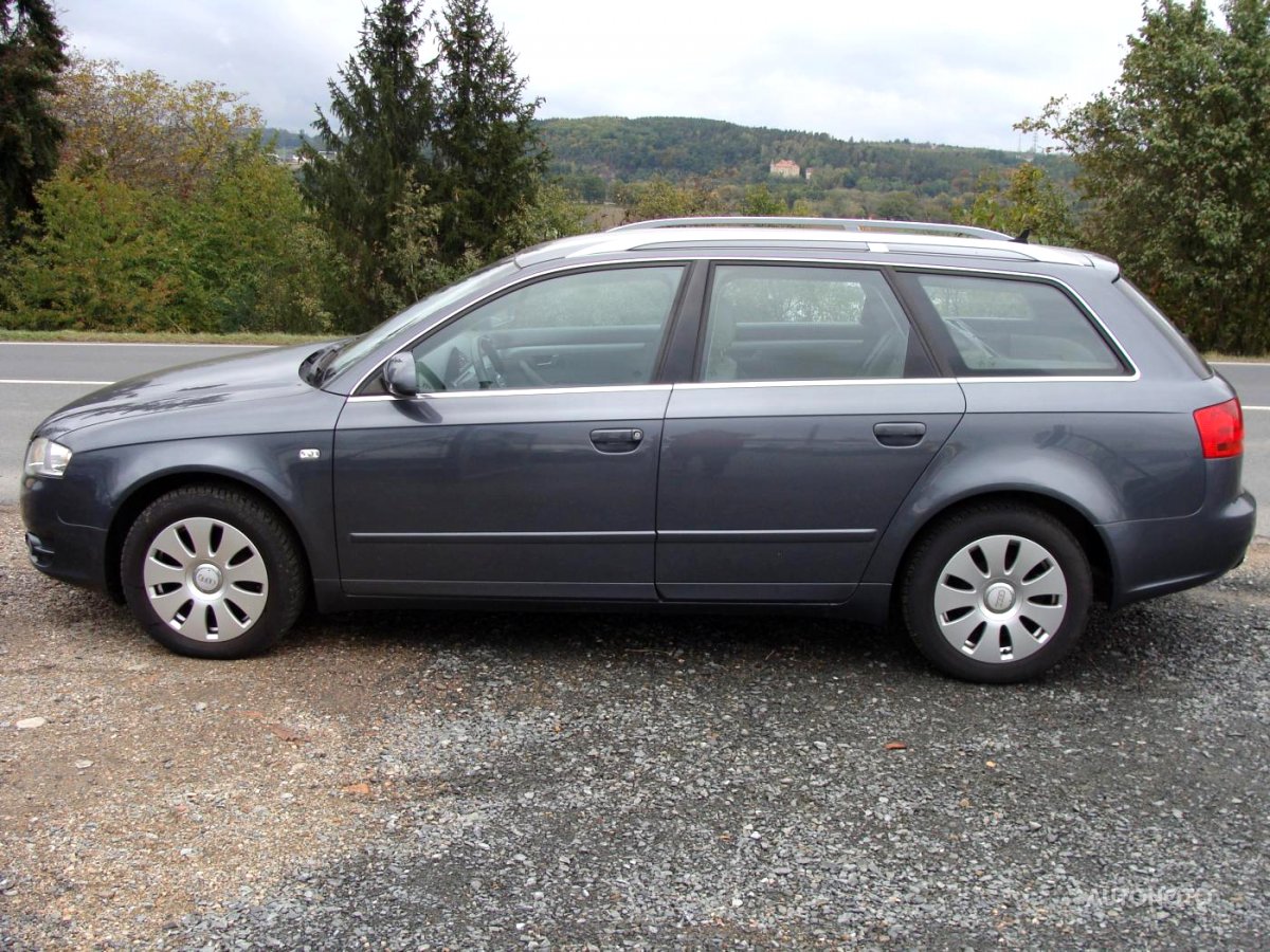 Audi A4, 2004 - pohled č. 2