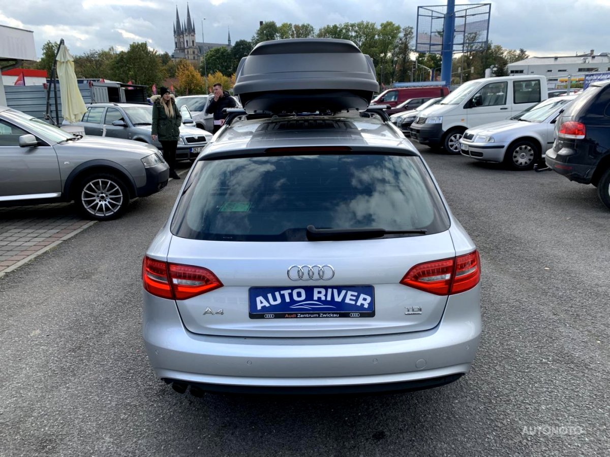 Audi A4, 2012 - pohled č. 3