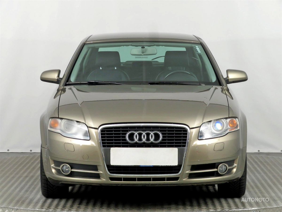 Audi A4, 2005 - pohled č. 2