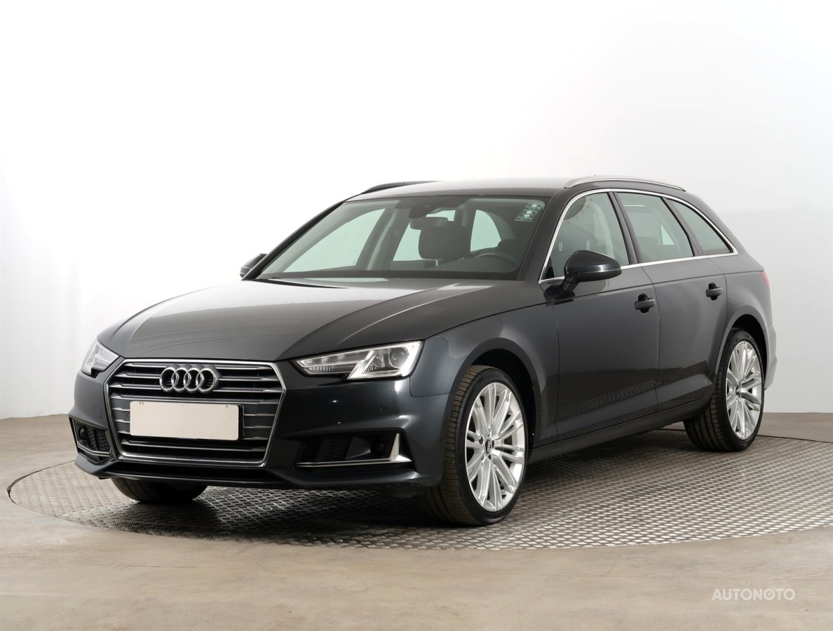 Audi A4, 2019 - pohled č. 3